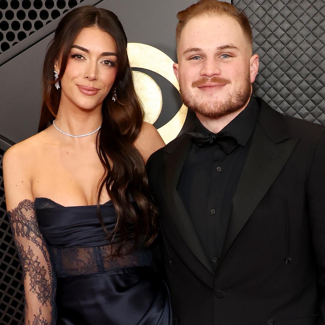 Zach Bryan Defends Himself After Brianna “Chickenfry” LaPaglia Breakup – E! Online Zach Bryan Defends Himself After Brianna “Chickenfry” LaPaglia Breakup – E! Online