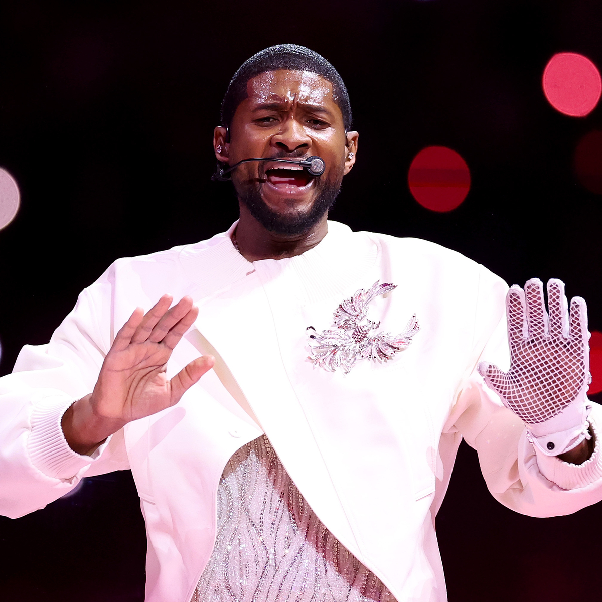 Usher delivers an impressive performance at Super Bowl halftime show
