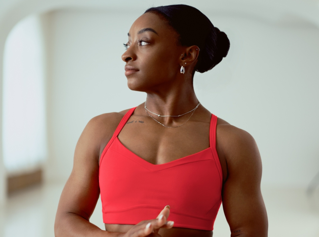 Store Simone Biles Athleta