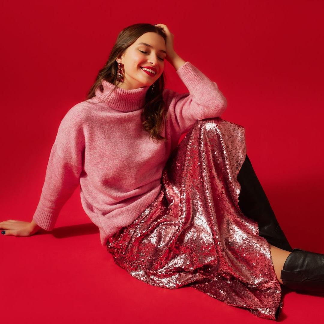 Glam Up for NYE: Sparkly Sequin Outfits to Start the New Year Right – E! Online Glam Up for NYE: Sparkly Sequin Outfits to Start the New Year Right – E! Online
