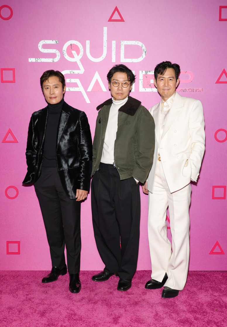 Lee Byung-hun, Hwang Dong-hyuk, and Lee Jung-jae, Big Pic
