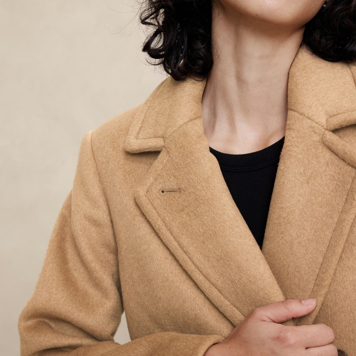 Banana Republic Outlet Has 70% off Everything & New Styles at 
