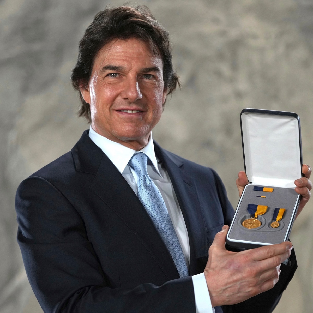 Tom Cruise, Navy Distinguished Public Service Award