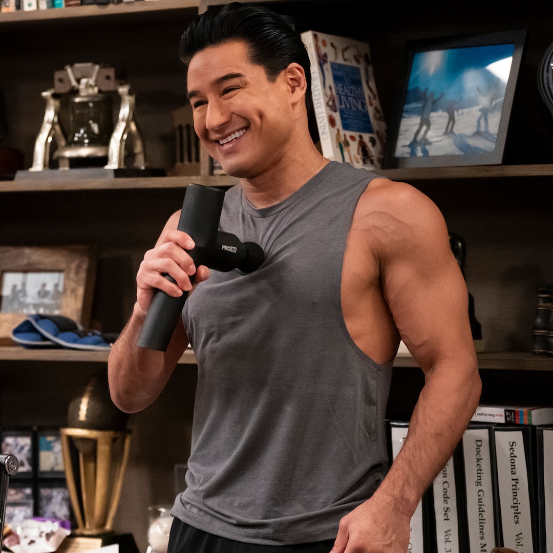 Mario Lopez Will Make You Sweat in First Look at Lopez vs Lopez Guest Appearance – E! Online Mario Lopez Will Make You Sweat in First Look at Lopez vs Lopez Guest Appearance – E! Online