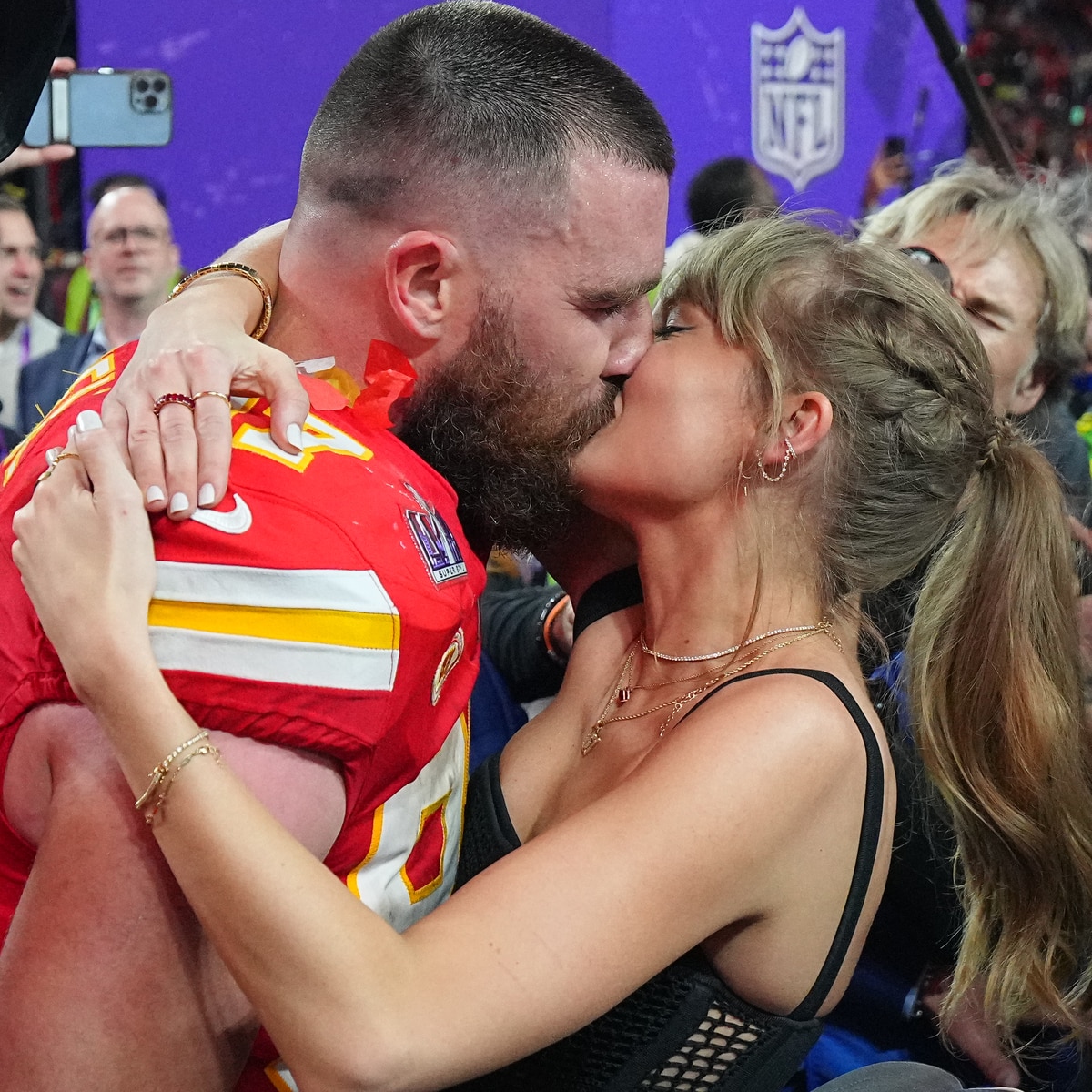 Taylor Swift & Travis Kelce’s PDA Continues at Super Bowl After-Party