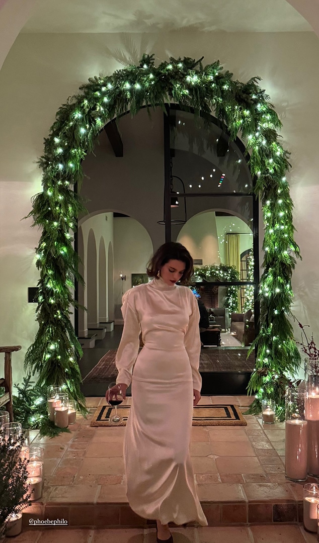 Kylie Jenner Backless Dress for Holiday Party Kylie Jenner Backless Dress for Holiday Party