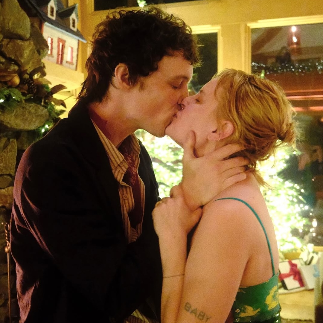 Талула Уилис който се сгоди на годеника Джъстин Аси миналия