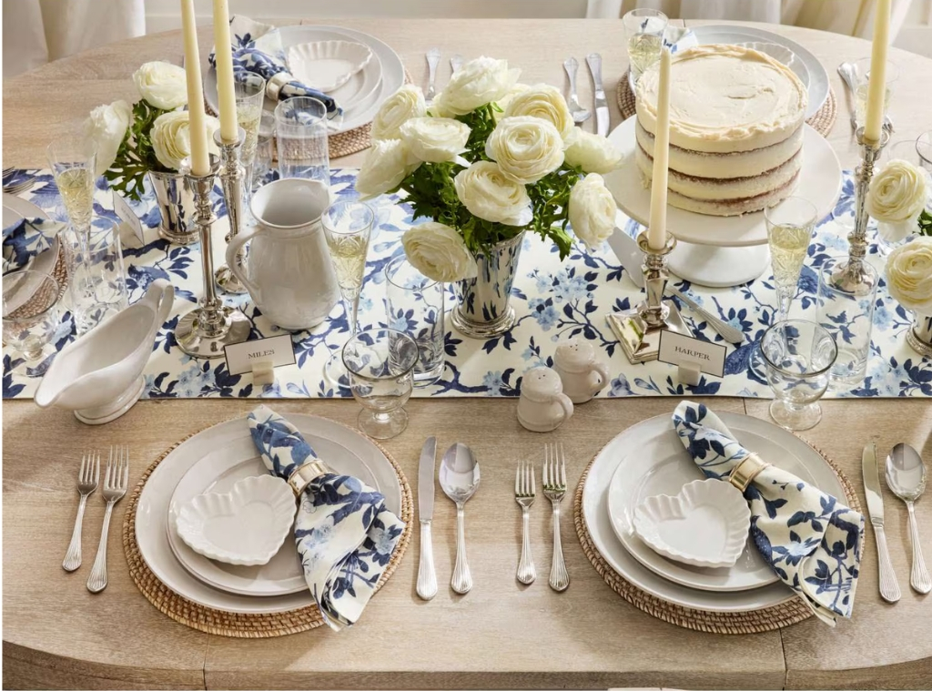 Store Pottery Barn Quit of one year Sale