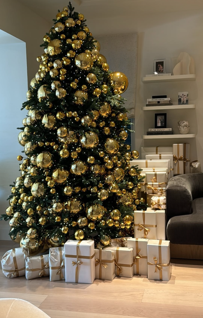 Holiday, Sofia Richie