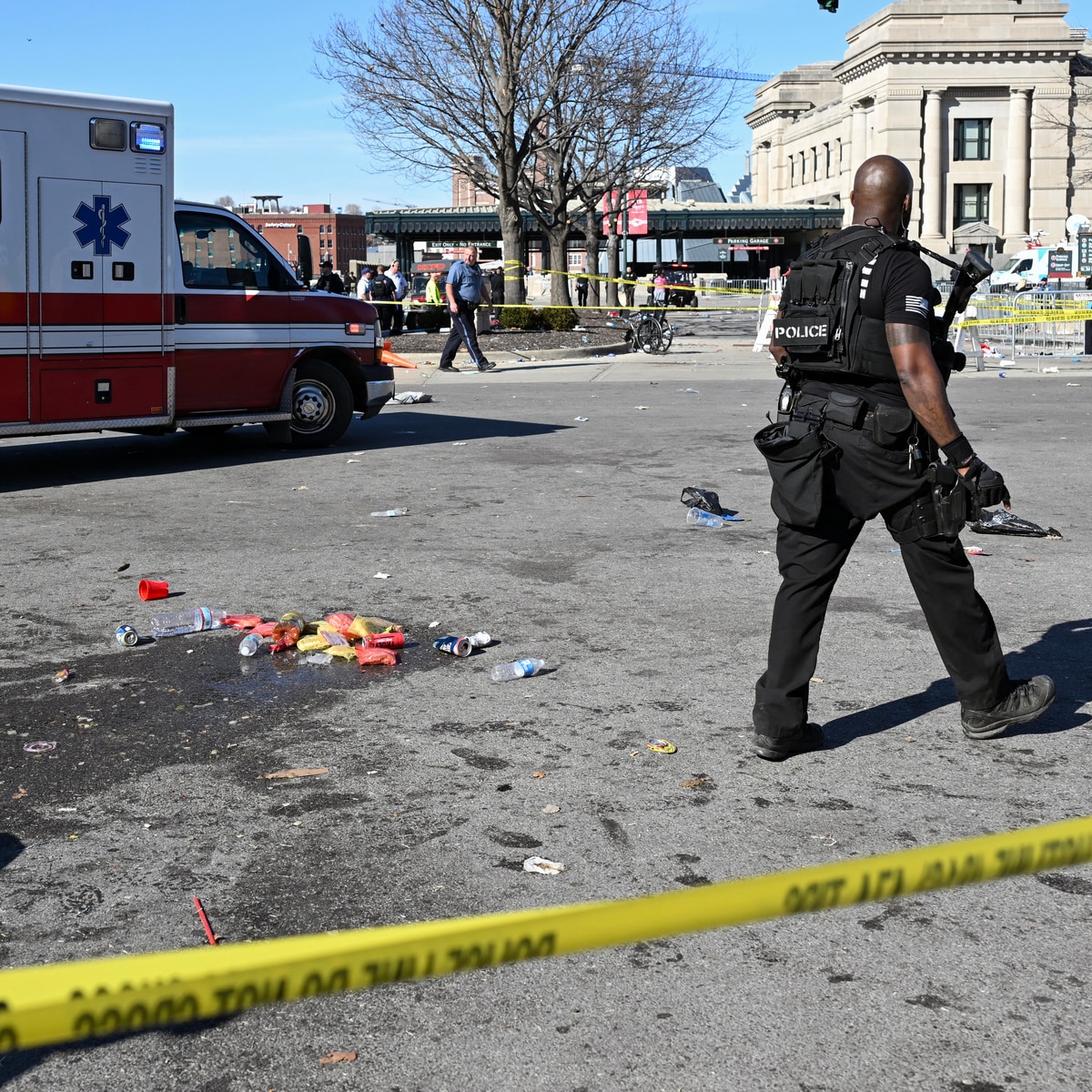 One Dead, Multiple Injured In Shooting At Kansas City Super Bowl Rally