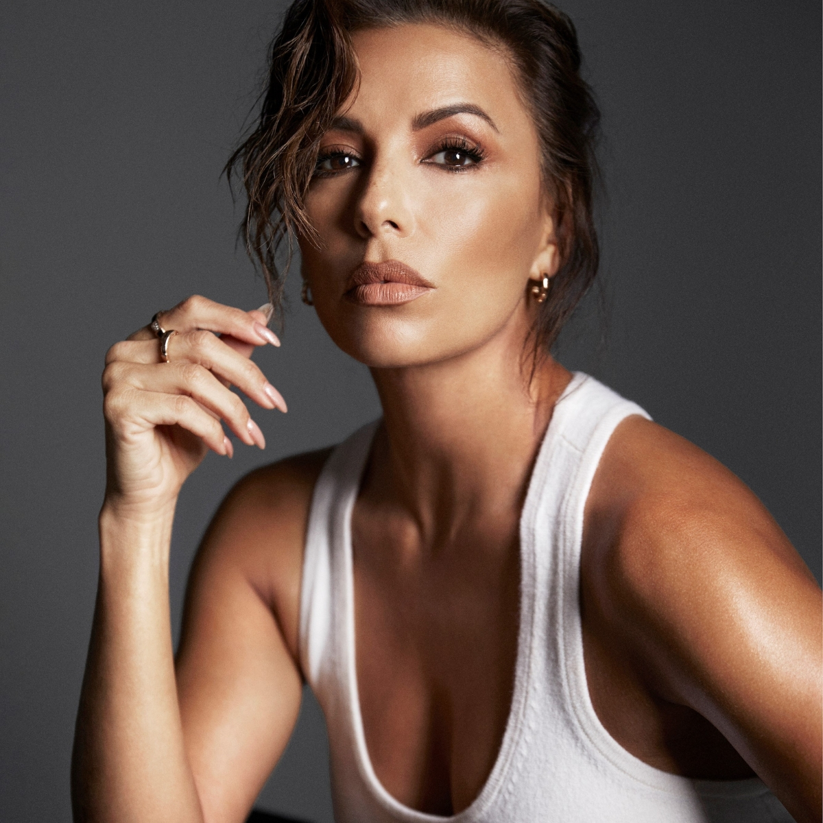 Eva Longoria Shares How Tequila, Tamales & Travel Must-Haves Are the Best Gifts for the Holiday Season – E! Online