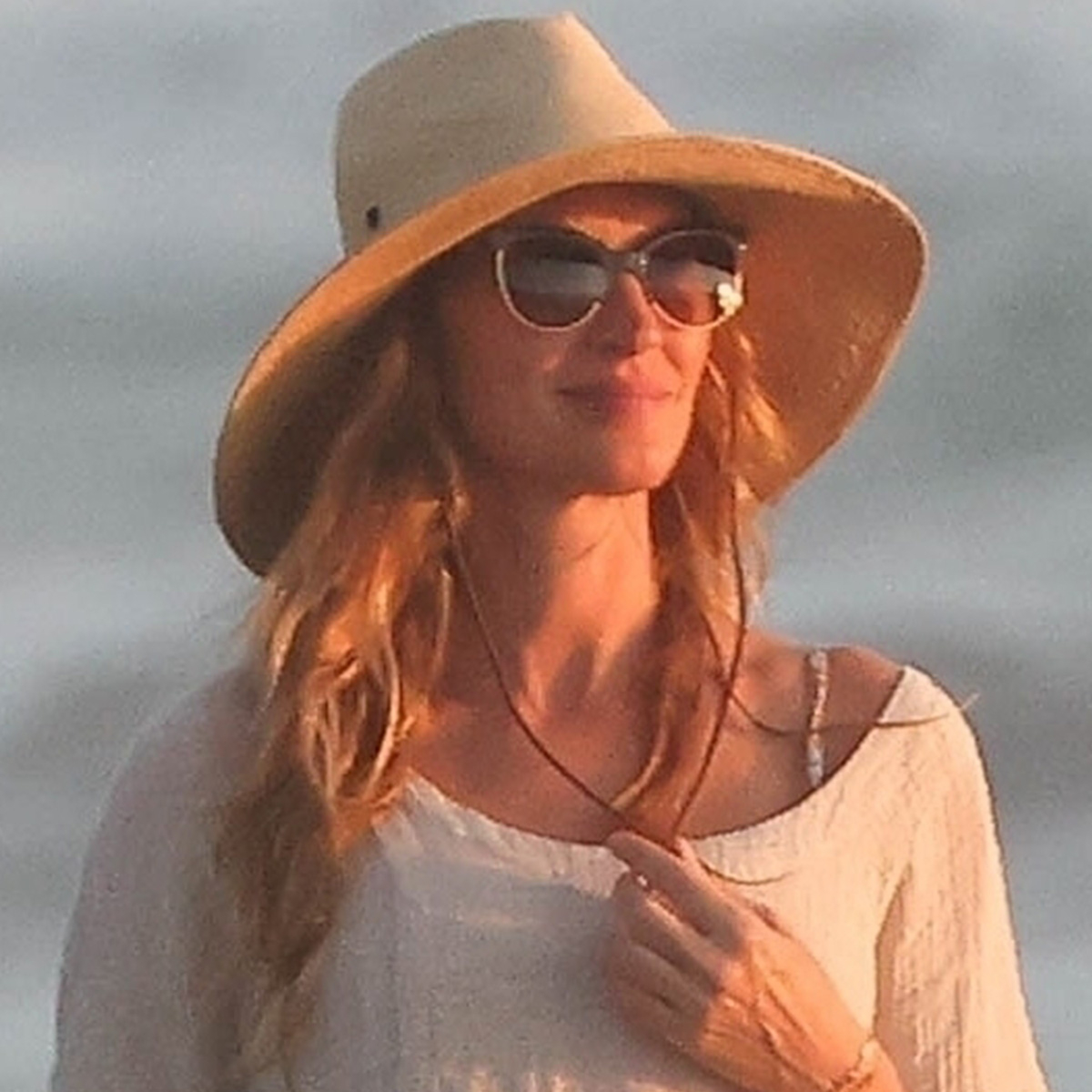 See Pregnant Gisele Bündchen and Joaquim Valente’s PDA-Packed Babymoon