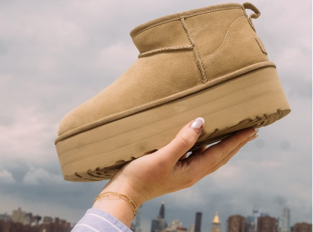 HOW TO STYLE THE UGG ULTRA MINI PLATFORM BOOTS 