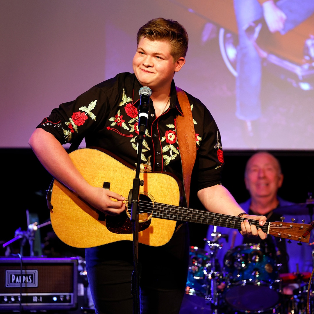 Алекс Милър изпраща любовта си след сърцераздирателна трагедия Бившият участник —