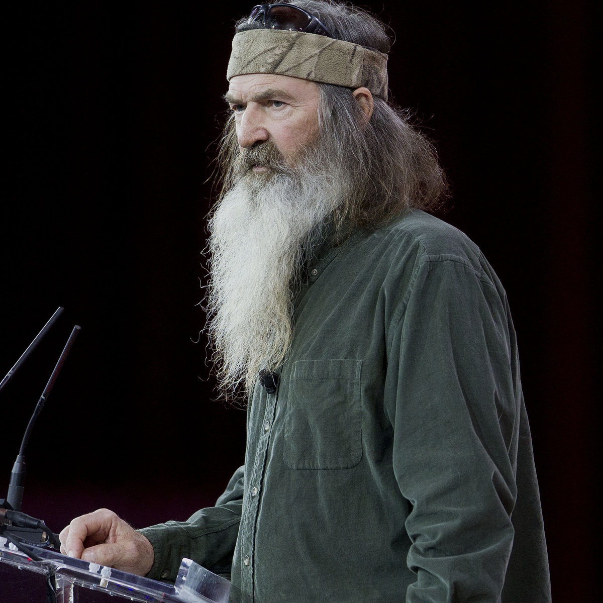 Duck Dynasty’s Phil Robertson Diagnosed With Alzheimer’s Disease