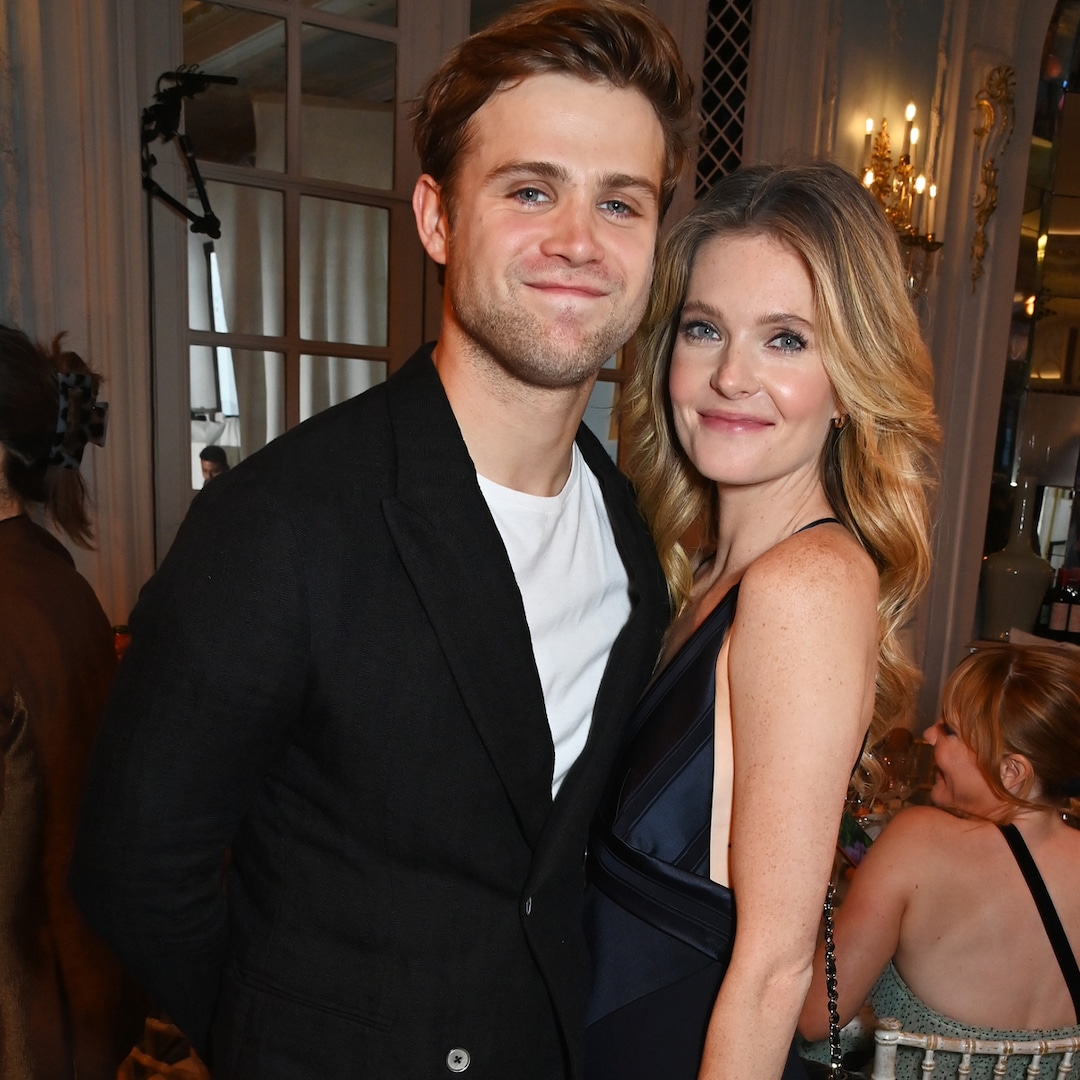 White Lotus’ Meghann Fahy Shares Rare Glimpse Into Leo Woodall Romance – E! Online White Lotus’ Meghann Fahy Shares Rare Glimpse Into Leo Woodall Romance – E! Online