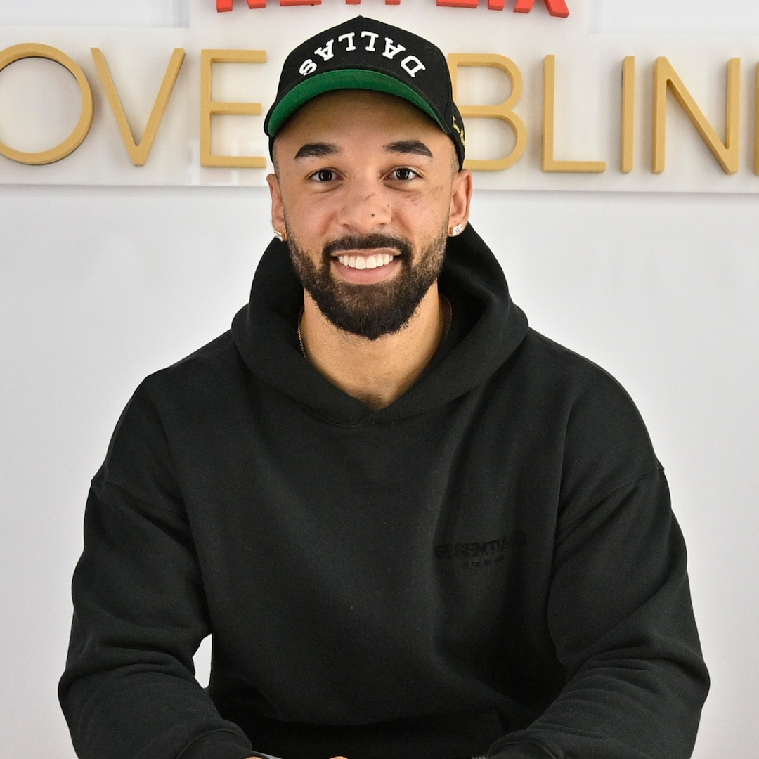 Bartise Bowden държи феновете слепи за името на своята любов