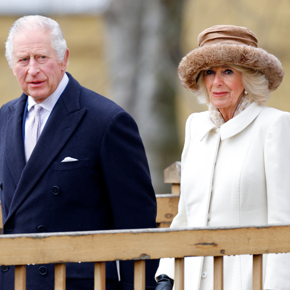 Крал Чарлз и кралица Камила реагират на неочакваната смърт на Томас Кингстън на 45