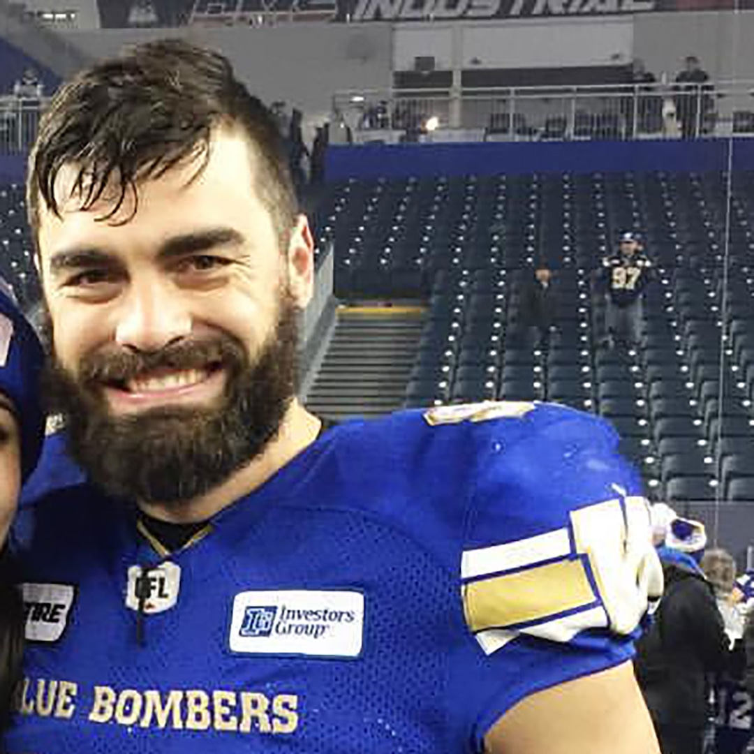 Футболната общност на Мичиганския университет е в траур Крейг Ро който