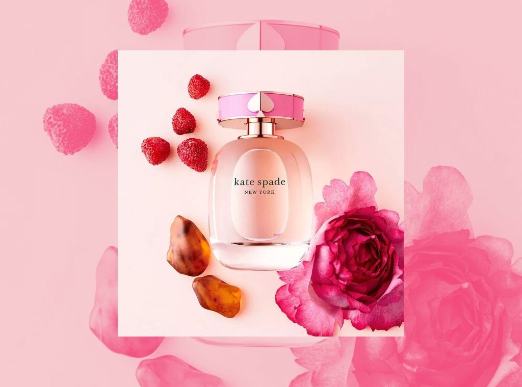 Valentine's Day Perfume Gift 1024 x 759