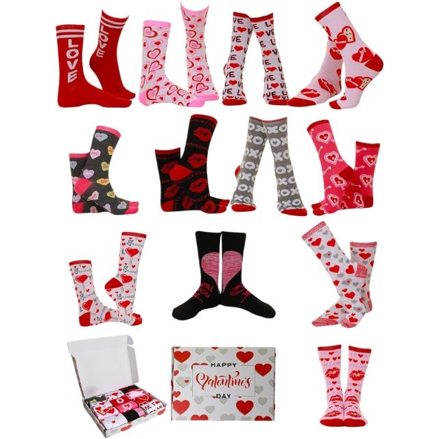 https://akns-images.eonline.com/eol_images/Entire_Site/202417/rs_640x640-240207103308-Gilbins_Women_Holiday_Socks-_12_Pairs.jpg
