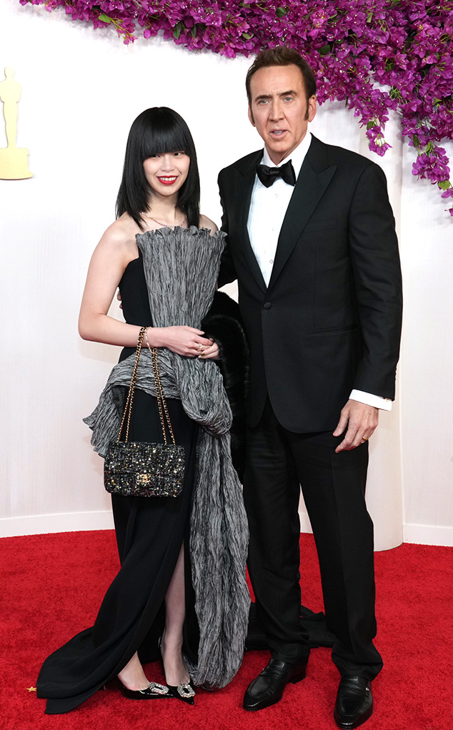 Photos from Red Carpet Couples Turning Oscars 2024 Into A Date Night