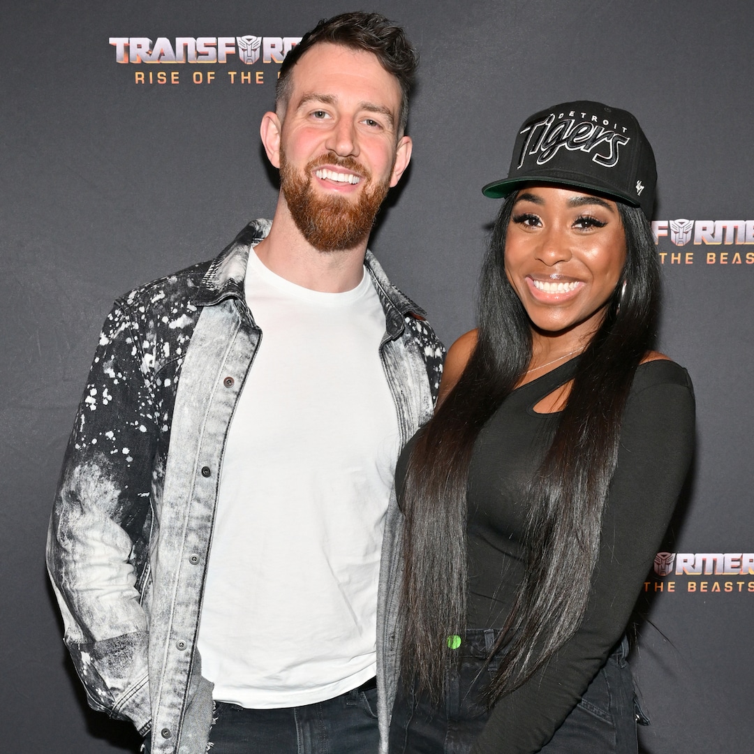 Love Is Blind’s Cameron Hamilton Reveals Why He and Lauren Weren’t at the Season 6 Reunion – E! Online Love Is Blind’s Cameron Hamilton Reveals Why He and Lauren Weren’t at the Season 6 Reunion – E! Online