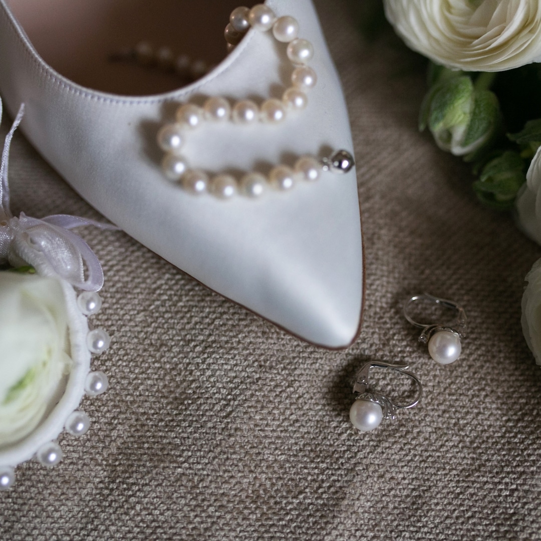 The Best Shoes for an Outdoor Wedding That Don’t Sacrifice Style for Comfort – E! Online The Best Shoes for an Outdoor Wedding That Don’t Sacrifice Style for Comfort – E! Online