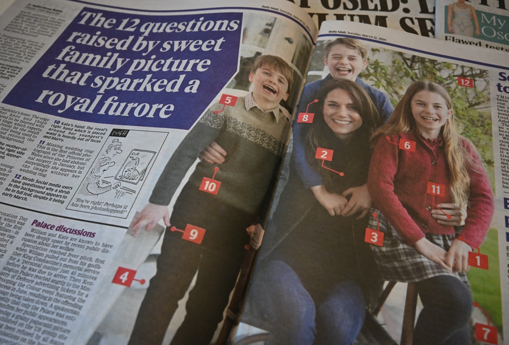 Kate Middleton Photoshop Scandal, tabloid, (Kate Middleton timeline)