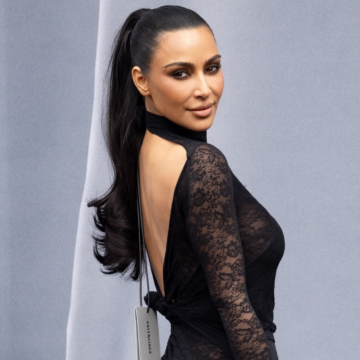
                        Kim Kardashian's New Chin-Grazing Bob Is Her Shortest Haircut to Date
                