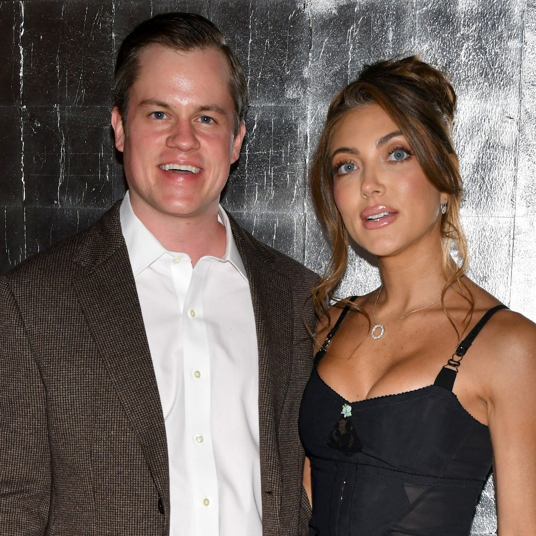 изглежда абсолютно пламенна в очите Ето защо TikToker чието истинско име