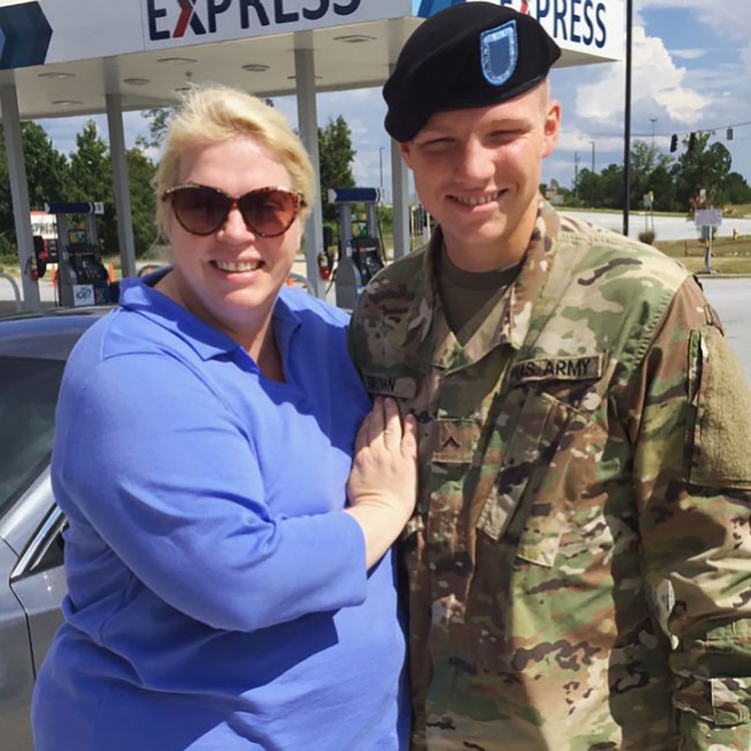 Sister Wives’ Janelle Brown “Brought to Tears” Over Support of Late Son Garrison – E! Online Sister Wives’ Janelle Brown “Brought to Tears” Over Support of Late Son Garrison – E! Online