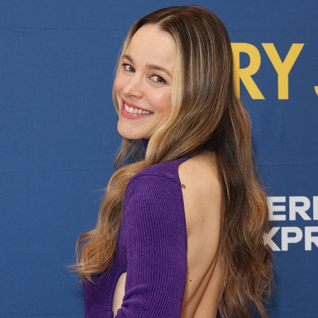 Rachel McAdams Just Debuted Dark Hair in Must-See Transformation – E! Online Rachel McAdams Just Debuted Dark Hair in Must-See Transformation – E! Online