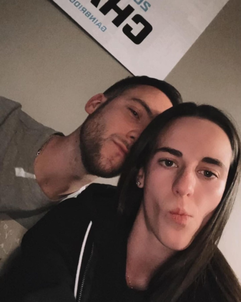 Caitlin Clark de la WNBA celebra el nuevo concierto de su novio Connor McCaffery