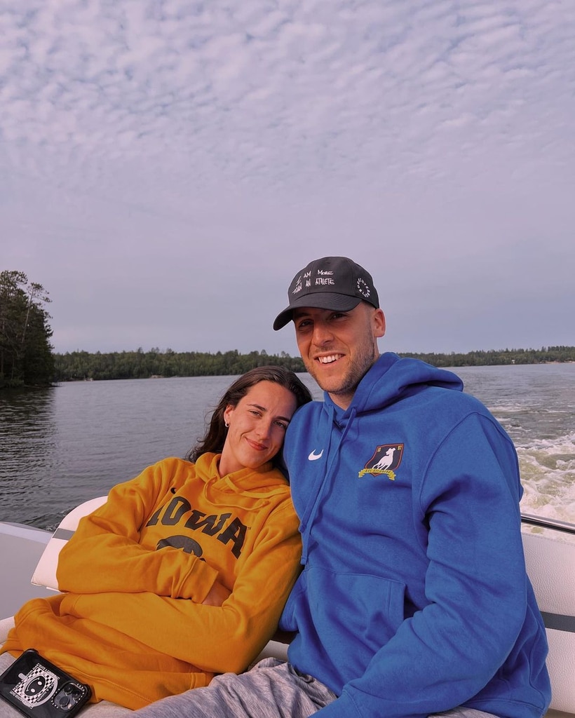 Caitlin Clark le muestra amor a su novio Connor McCaffery después del honor de la WNBA