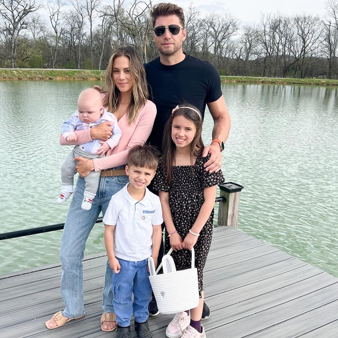 получи момчето но може да иска повече Пет месеца след раждането на нея