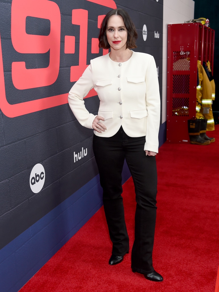 jennifer love hewitt JENNIFER LOVE HEWITT (Jennifer Love Hewitt Shares What's “Strange” About Being a Mom)