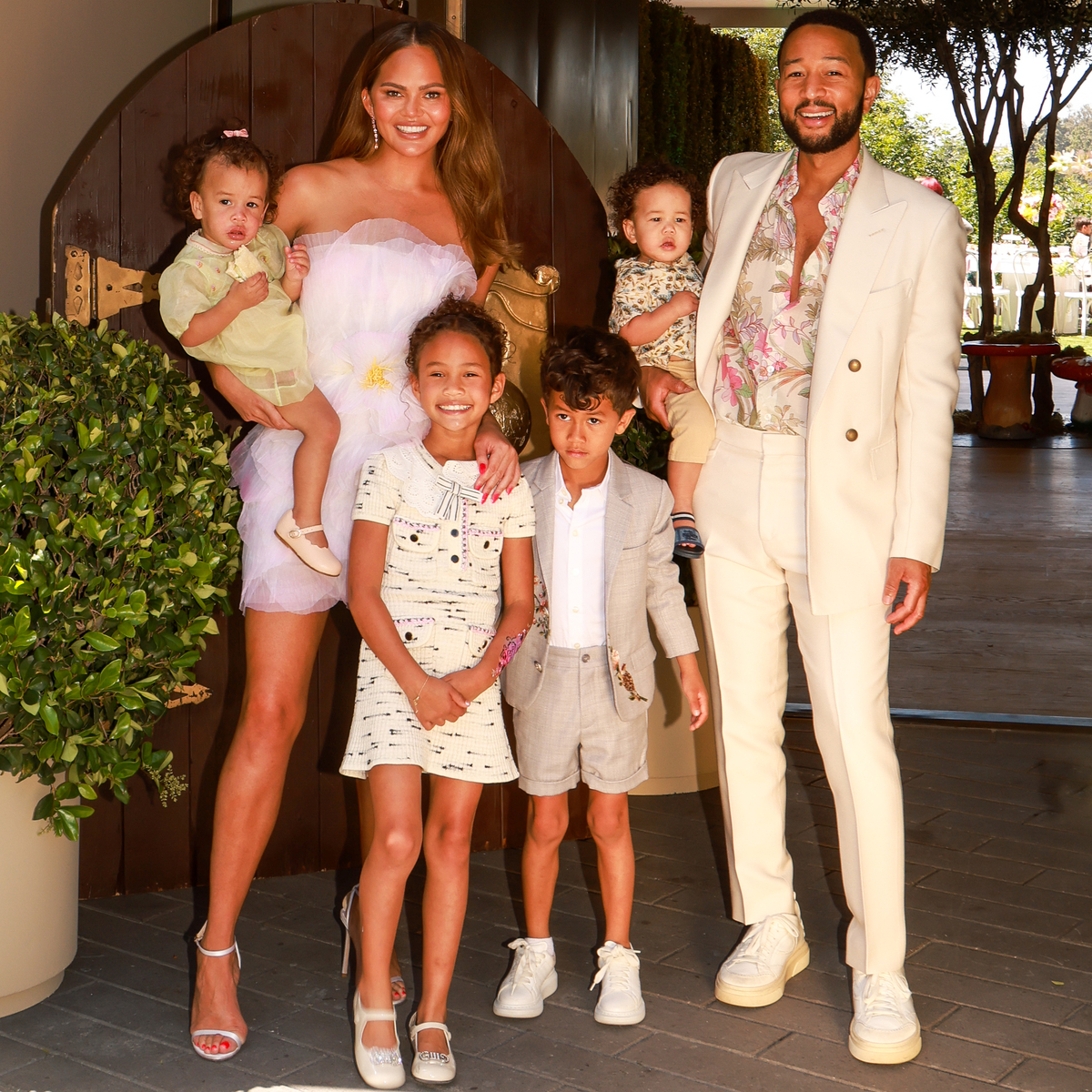 John Legend's 8-Year-Old Daughter Luna Is Asking for This “Compromise”, image size:1200x1200