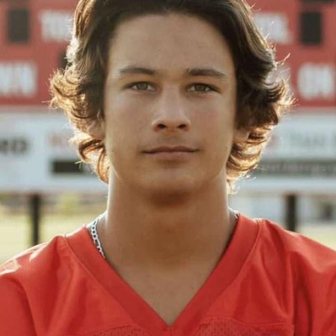 Final Hours Revealed of Oklahoma Teen Mysteriously Found Dead on Highway – E! Online Final Hours Revealed of Oklahoma Teen Mysteriously Found Dead on Highway – E! Online