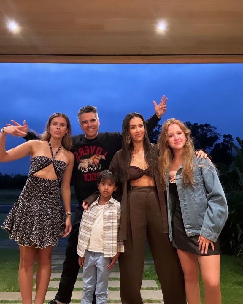 Jessica Alba, Cash Warren, Honor Warren, Haven Warren, Hayes Warren