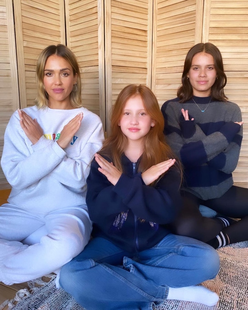 Jessica Alba comparte una dulce visión de la vida familiar con sus 3 hijos