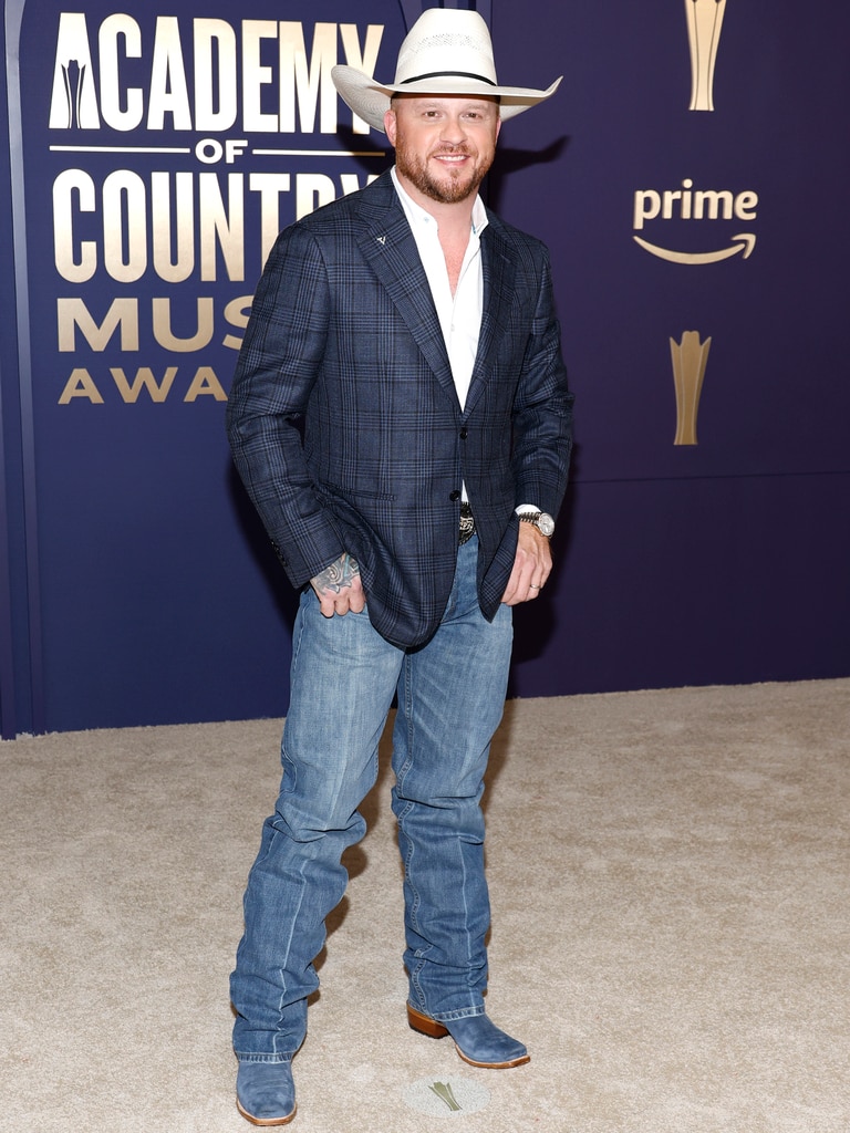 Photos from ACM Awards 2024 Red Carpet Fashion Page 2