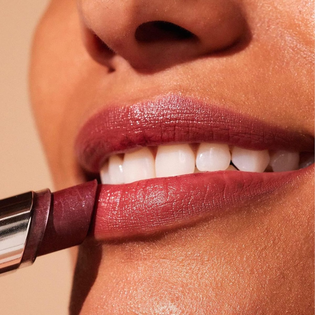 Lip Balms with SPF that Will Make Your Lips Soft, Kissable & Ready for the Sun – E! Online Lip Balms with SPF that Will Make Your Lips Soft, Kissable & Ready for the Sun – E! Online