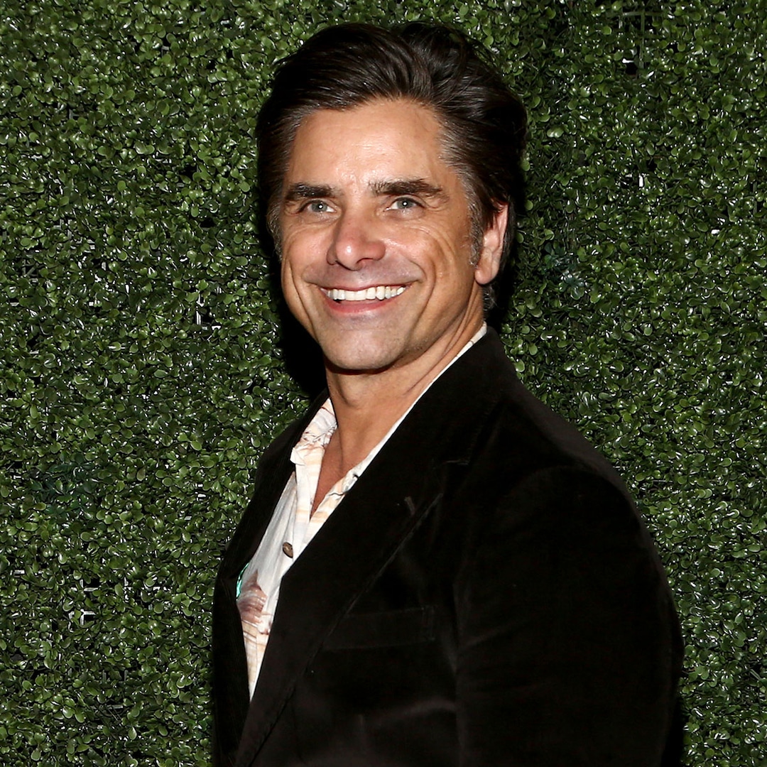 John Stamos Shares Never-Before-Seen Full House Reunion Photo With Mary-Kate and Ashley Olsen – E! Online John Stamos Shares Never-Before-Seen Full House Reunion Photo With Mary-Kate and Ashley Olsen – E! Online