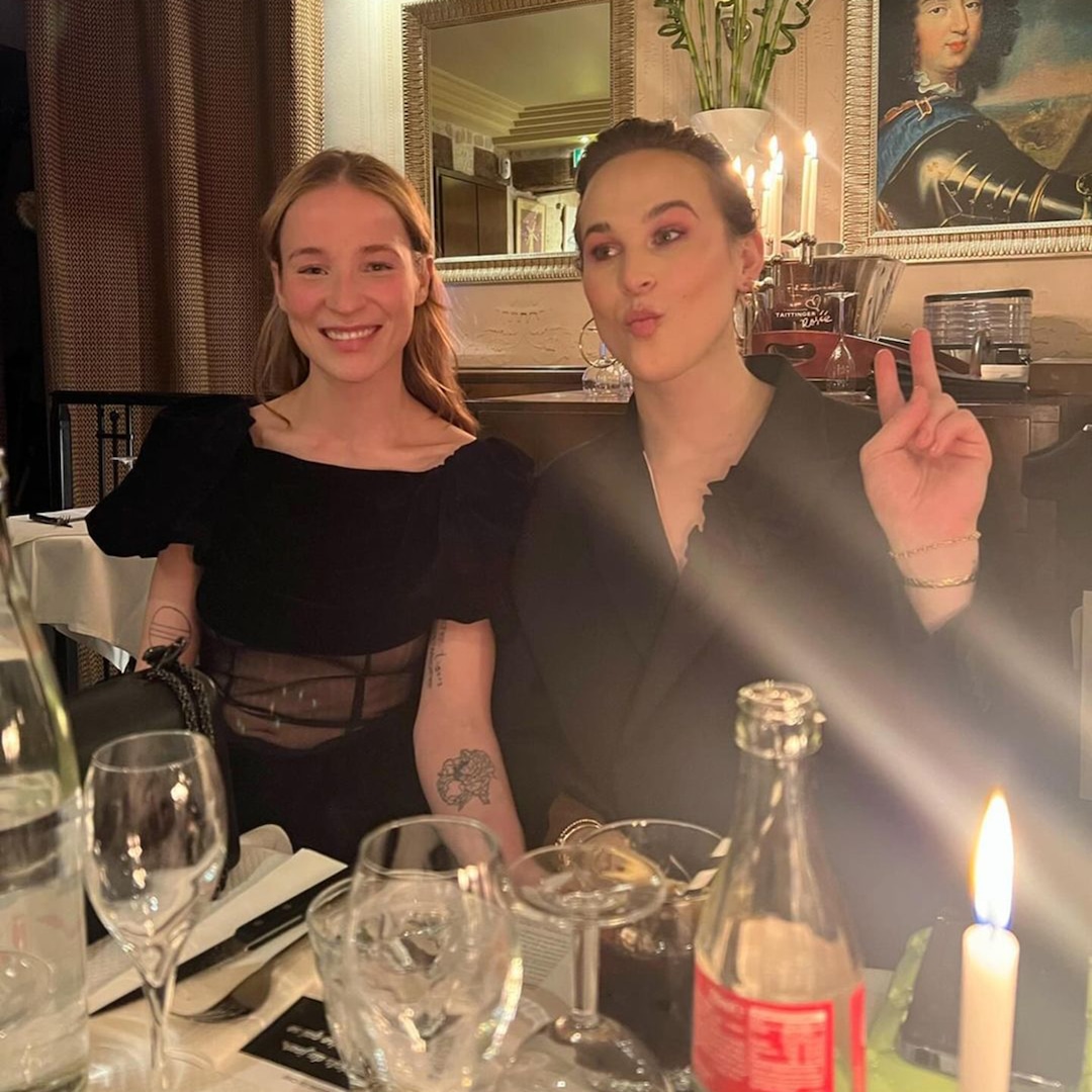 трудно стартира брака си Звездата разкри че тя и съпругата й