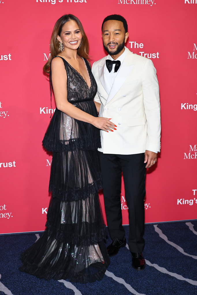 Chrissy Teigen and John Legend, Big Pic
