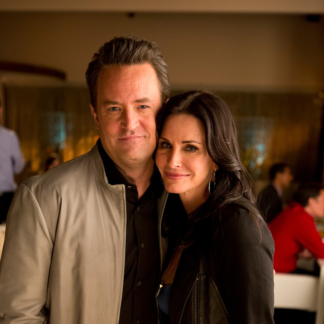 Friends’ Courteney Cox Shares Message to Matthew Perry One Year After His Death – E! Online Friends’ Courteney Cox Shares Message to Matthew Perry One Year After His Death – E! Online