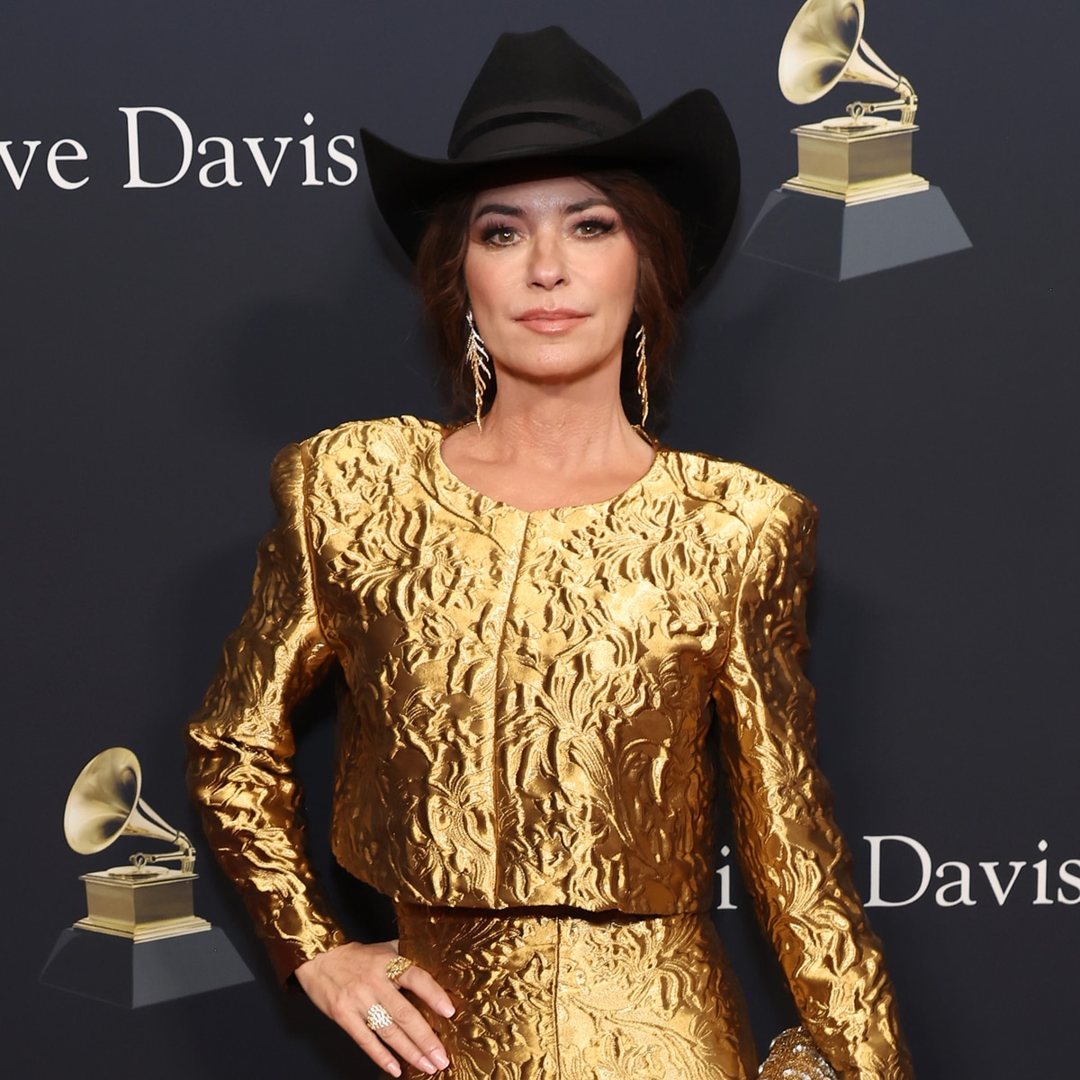 Revisiting 2024 PCCAs Host Shania Twain’s Impressive Evolution