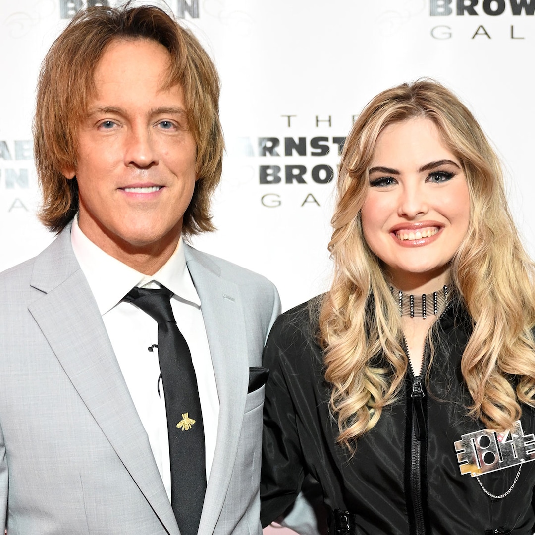 Anna Nicole Smith’s 17-Year-Old Daughter Dannielynn Looks All Grown Up at the Kentucky Derby – E! Online Anna Nicole Smith’s 17-Year-Old Daughter Dannielynn Looks All Grown Up at the Kentucky Derby – E! Online