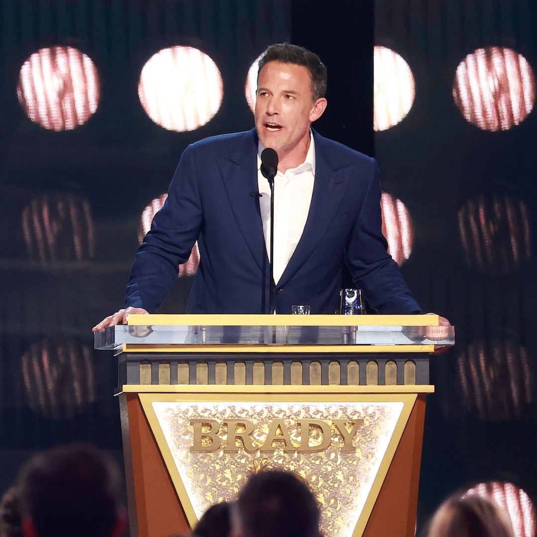 през 2024 г Бен Афлек се появи доста на 5 май